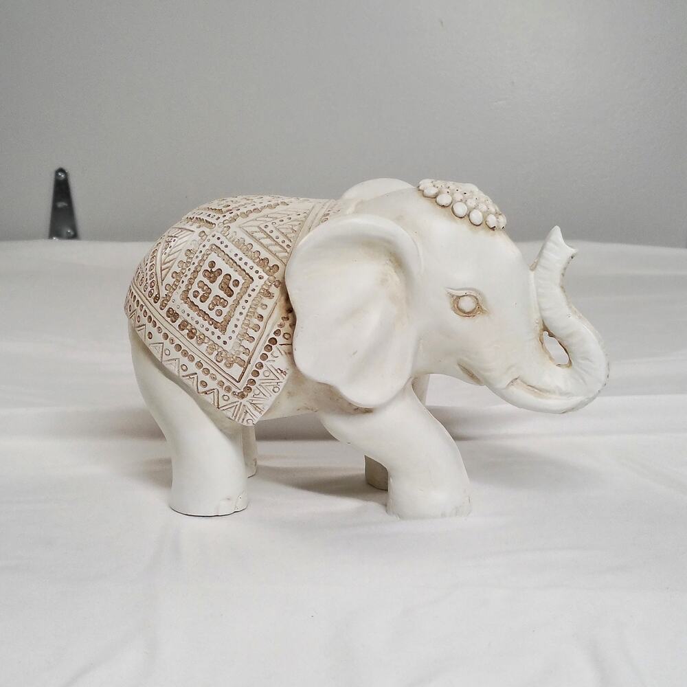 Boho White Elephant Figurine Tribal Style Shelf Tabletop Decor 7 Inch